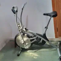 دوچرخه ثابت ورزشی