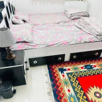 تخت تک نفره دو عدد، هر تختی دو عدد کشو داره،|تخت و سرویس خواب|گنبد کاووس, |دیوار