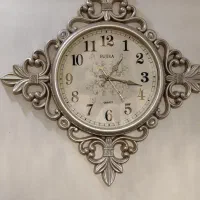 ساعت دیواری