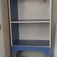 کتابخانه ومیز تحریر