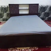 تخت و تشک طبی در حد نو