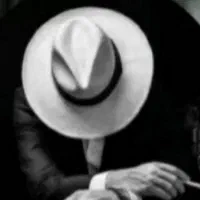 راننده پایه سوم ،دارای کارت پایان خدمت و گواهینامه