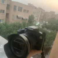 دوربین canon1300d