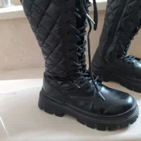 چکمه دختربچه