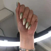 تخفیف ویژه خدمات ناخن بهار