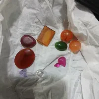 تعدادی سنگ با ارزش