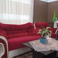 مبلمان زیباوراحت به علت جابه جایی حراج کردم|مبلمان خانگی و میز عسلی|لنگرود, |دیوار