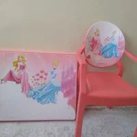میز وصندلی دخترانه
