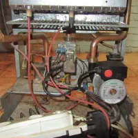 تعمیرات و سرویس تخصصی پکیج دیواری|آبگرمکن، پکیج، شوفاژ|مهاجران, |دیوار