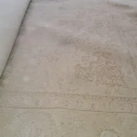 قالی گل برجسته