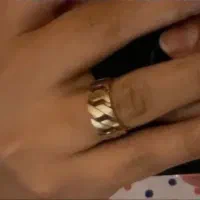 انگشتر طلا گمشده