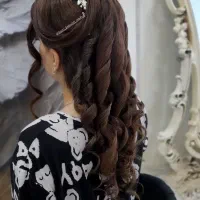 شنیون ۴۰۰.لایت مو۸۰۰.نامزدی۱۵۰۰خدمات عروس ۲۵۰۰|خدمات آرایشگری و زیبایی|قزوین, |دیوار