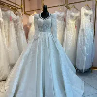 لباس های مزون عروس یک‌جا واگذار می‌شود