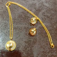 بدلی گردنبند و یک جفت گوشواره مارک بولگاری