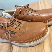 کفش|کیف، کفش، کمربند|مشهد, عامل|دیوار