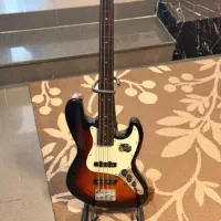 گیتار بیس فرتلس guitar bass fretless