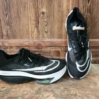 کفش کتانی نایک اصلی مردانه سایز ۴۳ مشکی