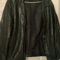 کت چرم وشلوار