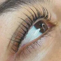 لیفت و لمینت مژه و ابرو