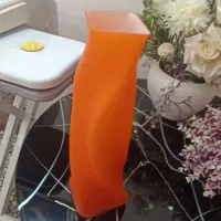 دوتا گلدان گل مصنوعی بهمراه یک گلدان تزیینی نوی نو|گل مصنوعی|تربت‌حیدریه, شهرک ولیعصر|دیوار