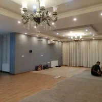 160 متری جمهوری