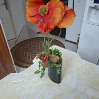 گلدان گل مصنوعی