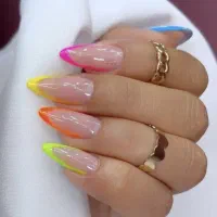 تخفیف تخفیف کاشت ناخن