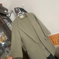 کت و شلوار درحد نو خودم۲۵۰۰خریدم به۱۶۰۰میفروشم