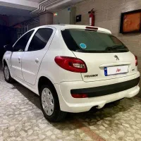 ۲۰۷ مدل ۴۰۲ بیرنگ و ضربه کم کار