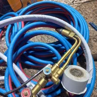 گونی زرد سری برش با شنگ.از ماشین افتاد۳م مژدگانی