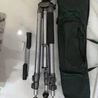 دوربین دو چشمی به همراه سه پایه|کوهنوردی و کمپینگ|شاهینشهر, شهرک میلاد|دیوار