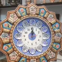 ساعت منبت کاری شده کاردست