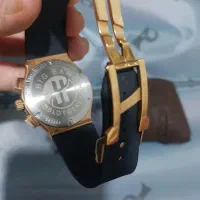 ساعت هابلوت|ساعت|دوگنبدان, |دیوار