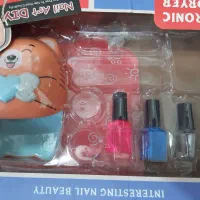 عروسک|اسباب‌‌بازی|رشت, خبرنگار|دیوار