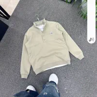 وسط کار خانم جهت تولیدی پوشاک