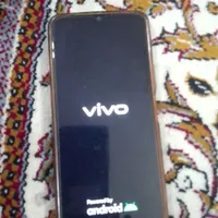 با سلام یک دستگاه گوشی موبایل vivo ترو تمیز