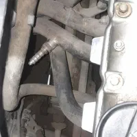 مکانیکی تکنیک نصب هدرز سنتر معاوضه با اگزوز شما