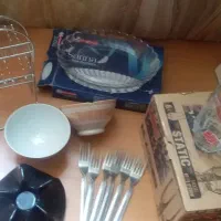 تعدادی ظروف