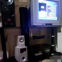 میز ال سی دی و تلویزیون 21اینچ ال جی