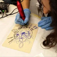 استخدام و اموزش تخصصی تتوبدن و میکروبلیدینگ ابرو