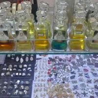 فروشنده خانوم درهفته سرورز شنبه چهارشنبه جمعه