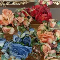 گل مصنوعی میخک و رز و کاج تزیئنیو گل شاخه ای