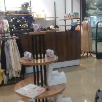 فروش دکور فروشگاه لباس|فروشگاه و مغازه|تهران, گرگان|دیوار