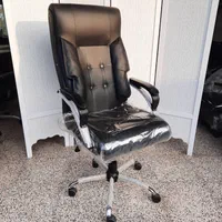 صندلی اداری مدیریتی مدل جوان