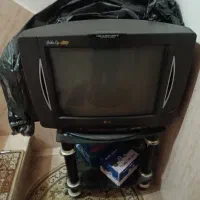 تلویزیون ۲۱ اینچ همراه با میز|تلویزیون و پروژکتور|سنندج, |دیوار