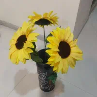 گلدان سفالی و فلزی