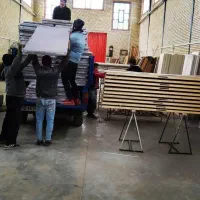 کارگر ساده و جوشکار در ضد سرقت مونتاژ