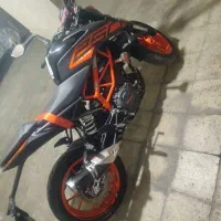 ktm دوک ۲۵۰ ABS