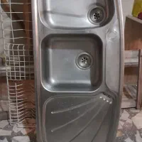 سینگ  وآبچکان|آب‌چکان و نظم‌دهنده ظروف|صومعه‌سرا, |دیوار