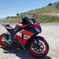 cbr1000
